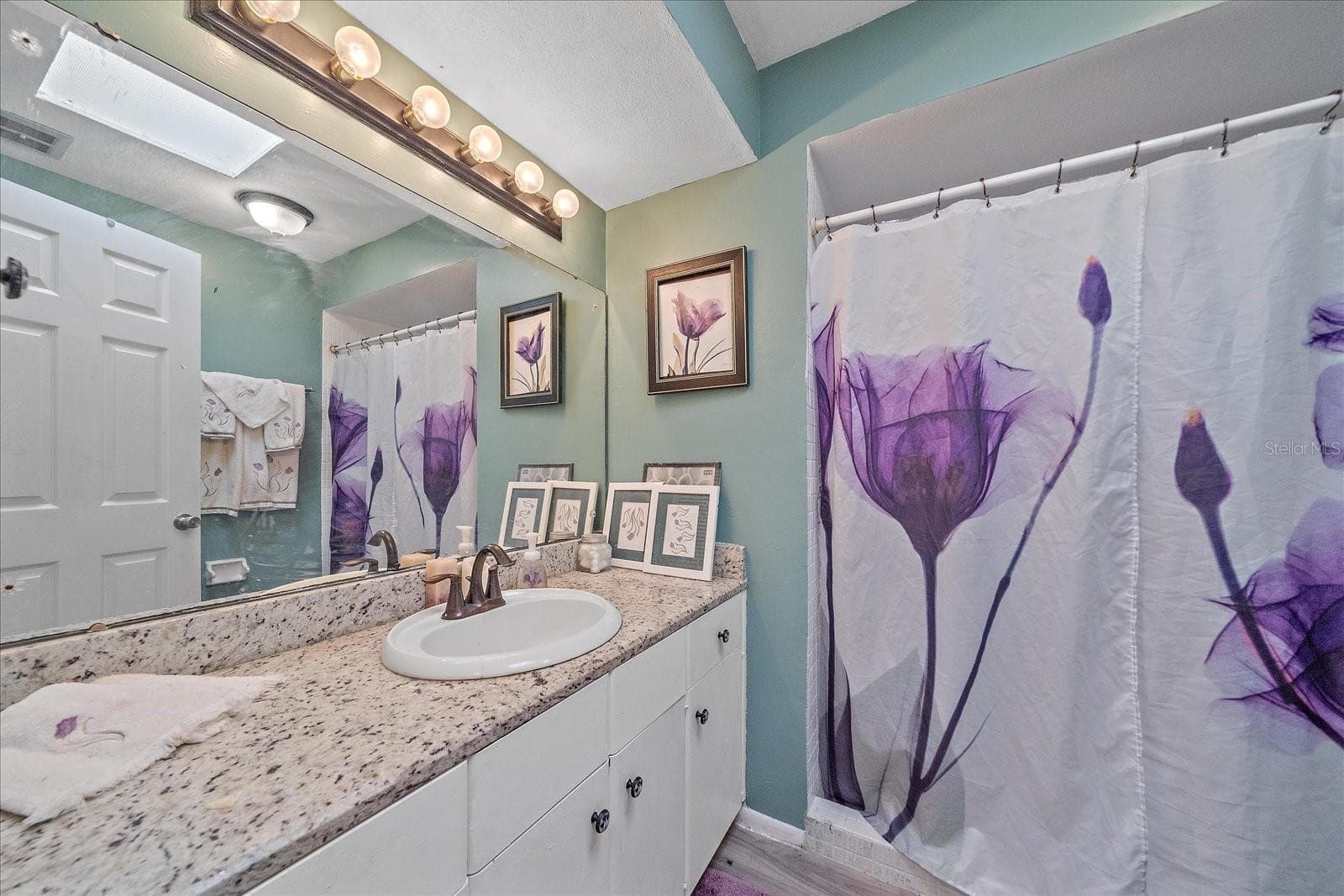Condominium at 3286 BRUNSWICK LN #704, SARASOTA, photo 25 of 35