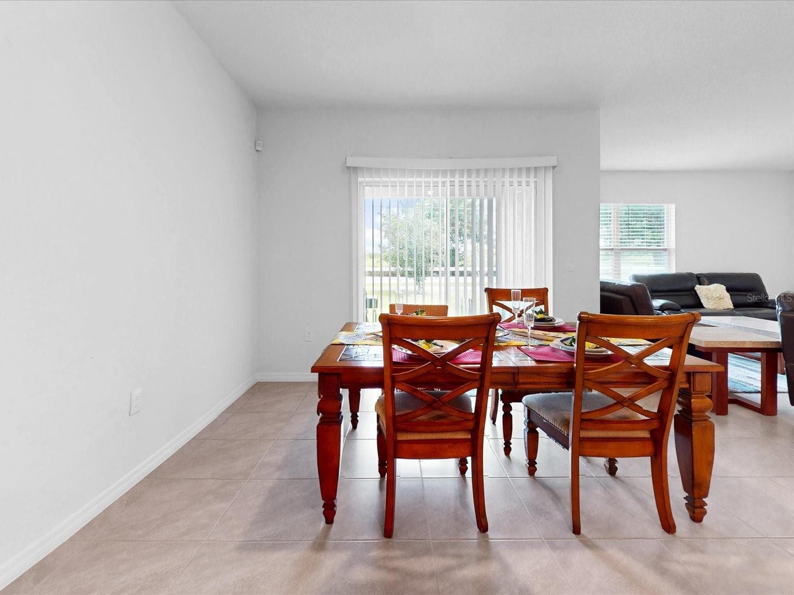 Single Family Residence at 1451 OLIVE CT, ST CLOUD, photo 10 of 33