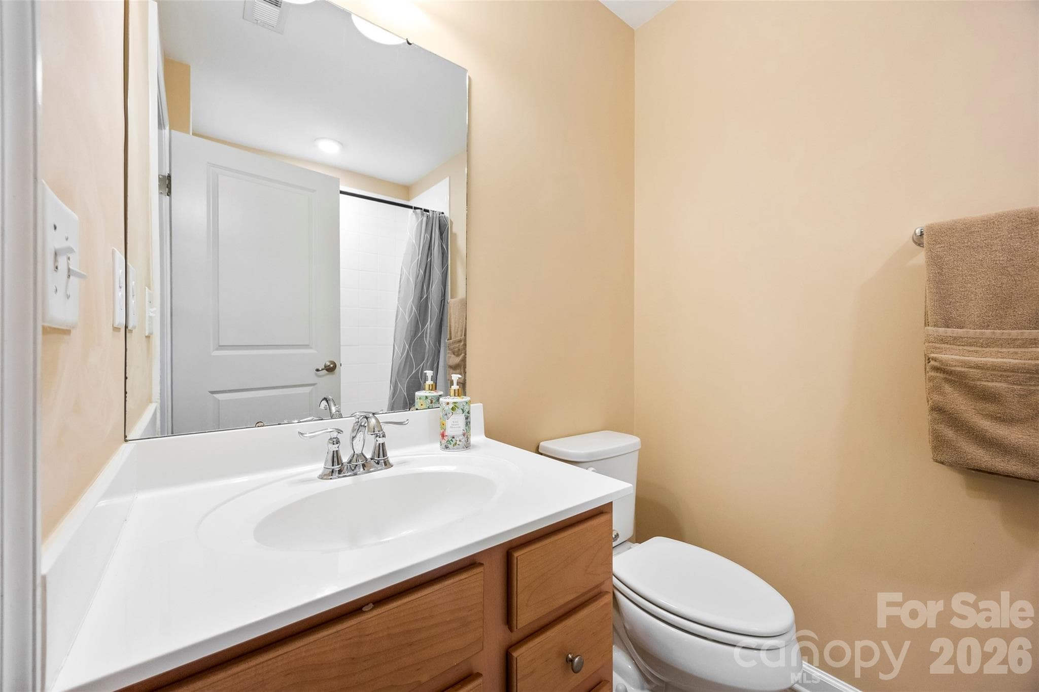 Guest Bathroom, Upper Level - Charlotte