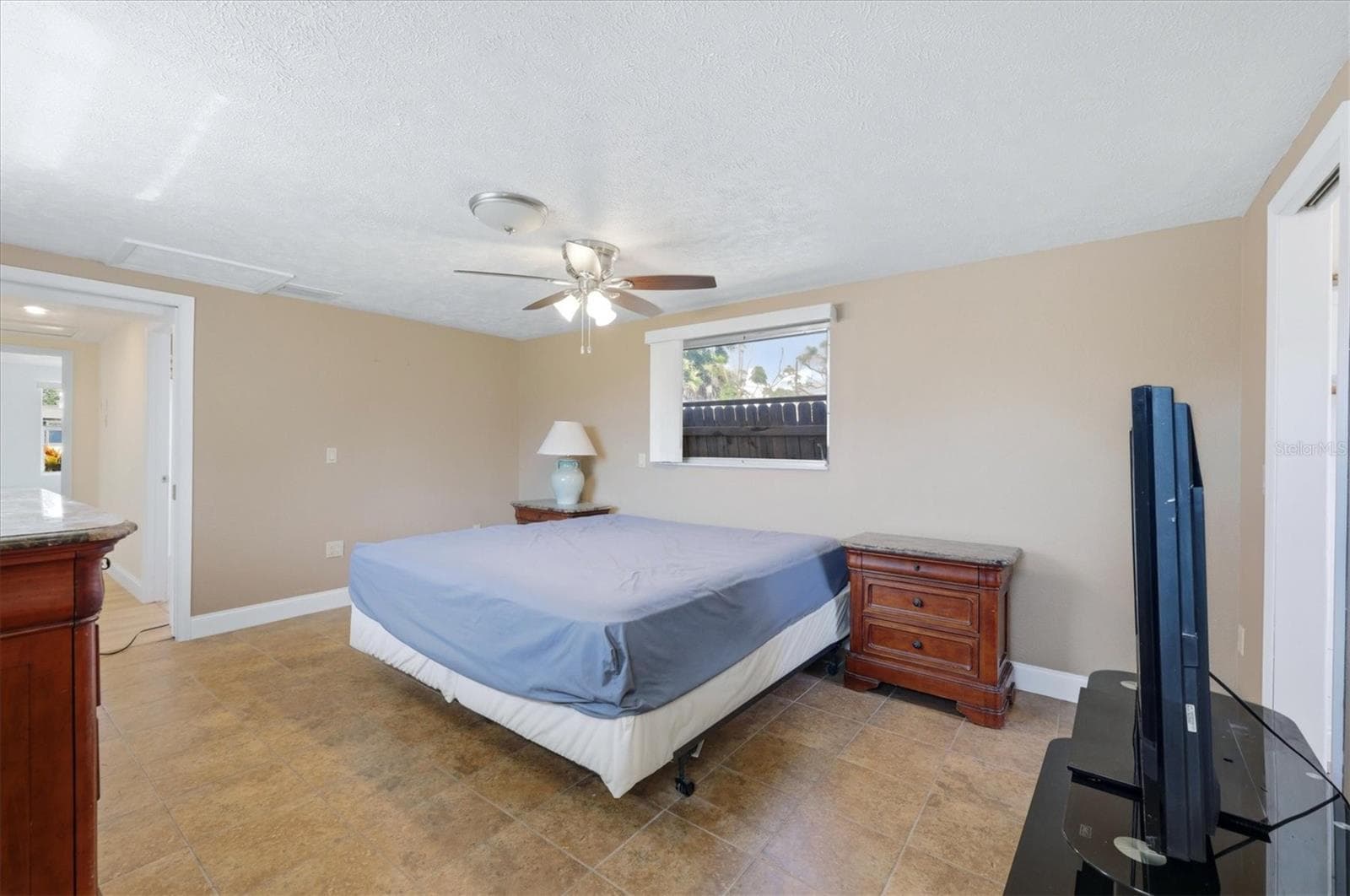 Single Family Residence at 1157 SOUTH LN, ENGLEWOOD, photo 14 of 48