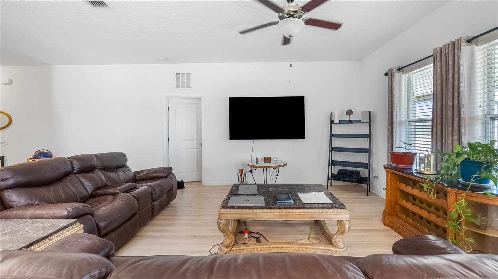 Single Family Residence at 15409 IVORY GULL LN, MASCOTTE, photo 11 of 36