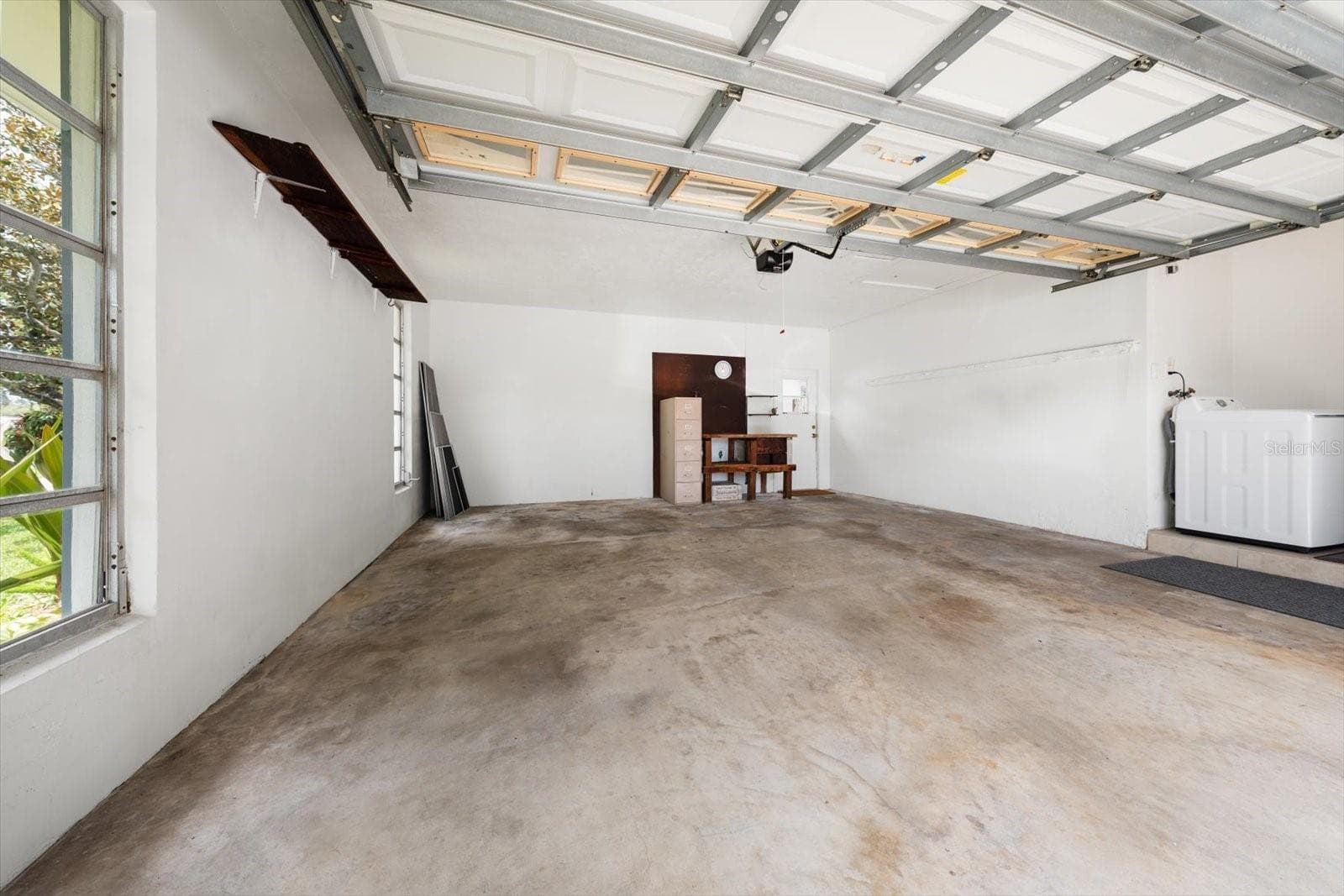 Garage - 1972 SEVER DR, CLEARWATER