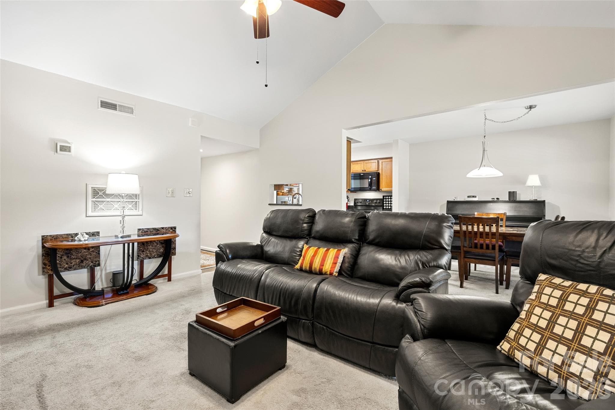 Condominium at 7912 Greenside Court, Charlotte, photo 3 of 24