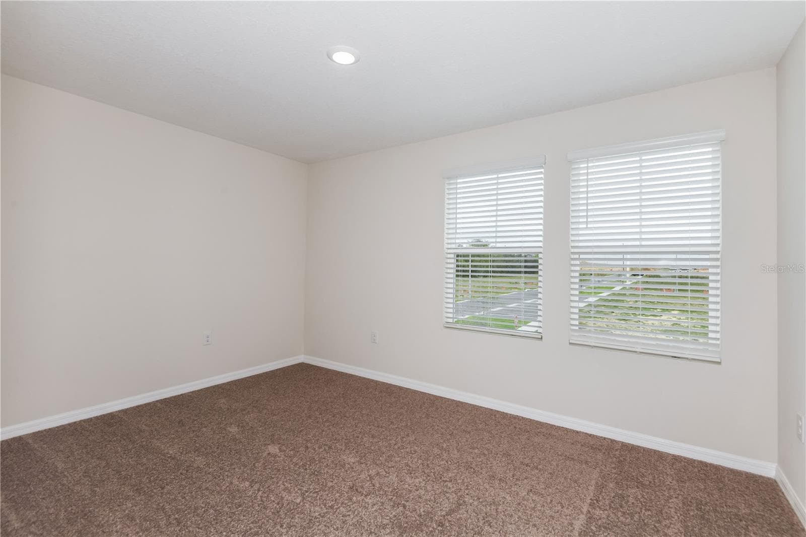 Single Family Residence at 9867 PELICAN COAST DR, DADE CITY, photo 18 of 24