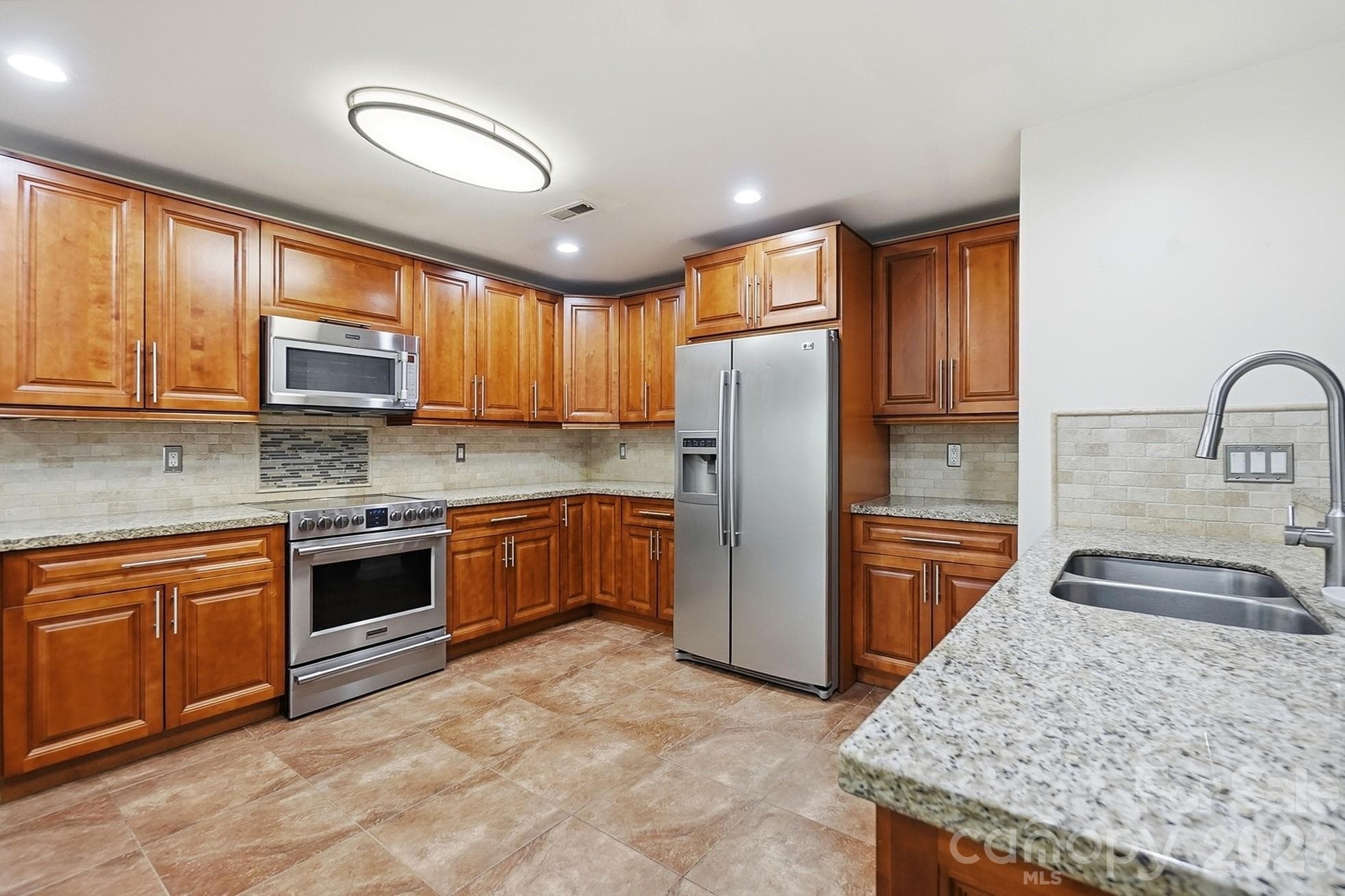 Single Family Residence at 6324 Carpentaria Court, Charlotte, photo 9 of 43