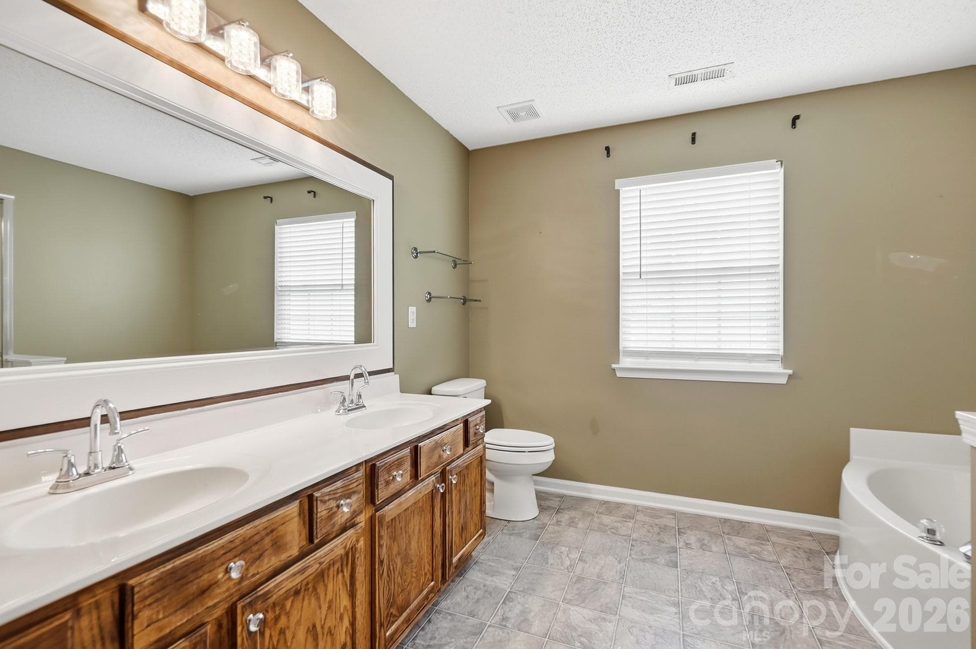 Primary Bathroom - 6324 Carpentaria Court, Charlotte