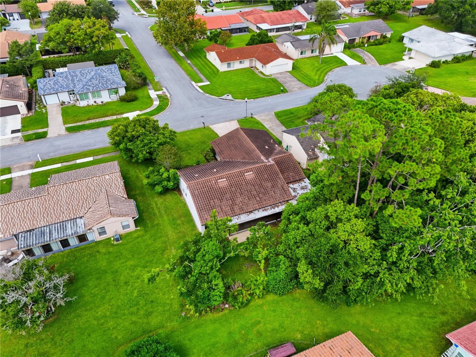 Single Family Residence at 10702 WILLIAM TELL DR, ORLANDO, photo 38 of 39