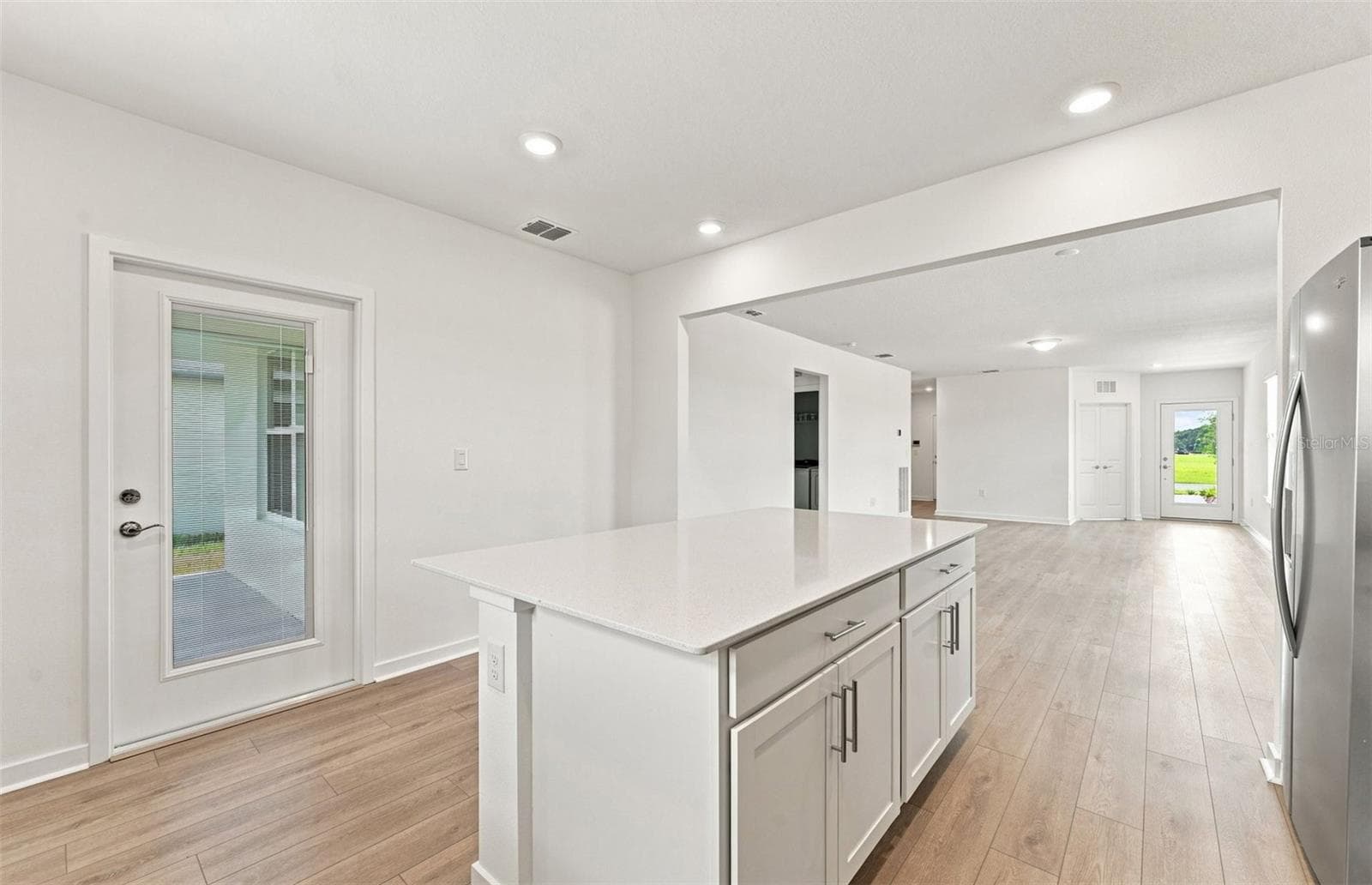 Center Island w/Storage - 9147 NEWMONS PL, WILDWOOD
