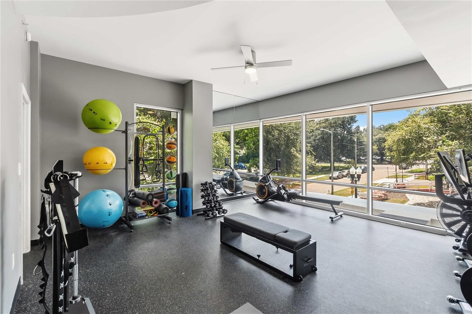 Condominium at 525 E JACKSON ST #706, ORLANDO, photo 22 of 29