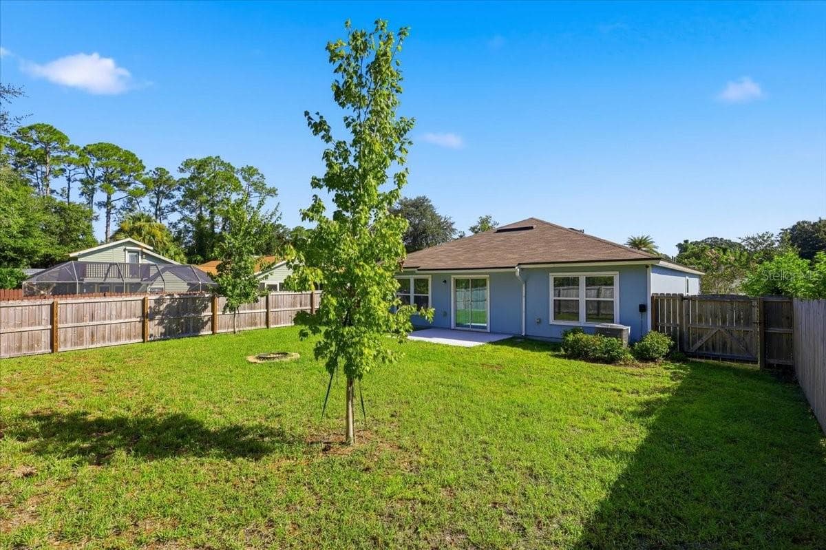 Single Family Residence at 35 PUTTER DR, PALM COAST, photo 39 of 43