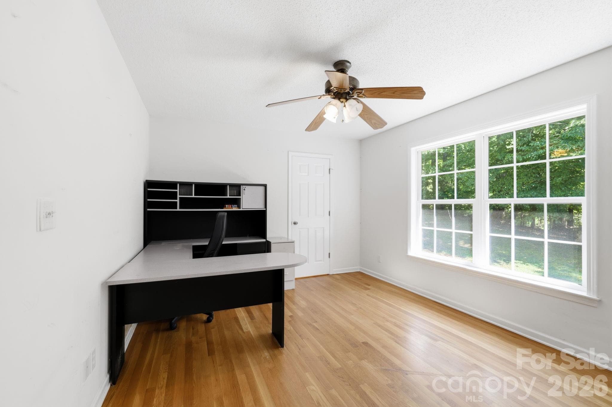 Office/Study/Flex space - 62 Chickwood Trail, Weaverville