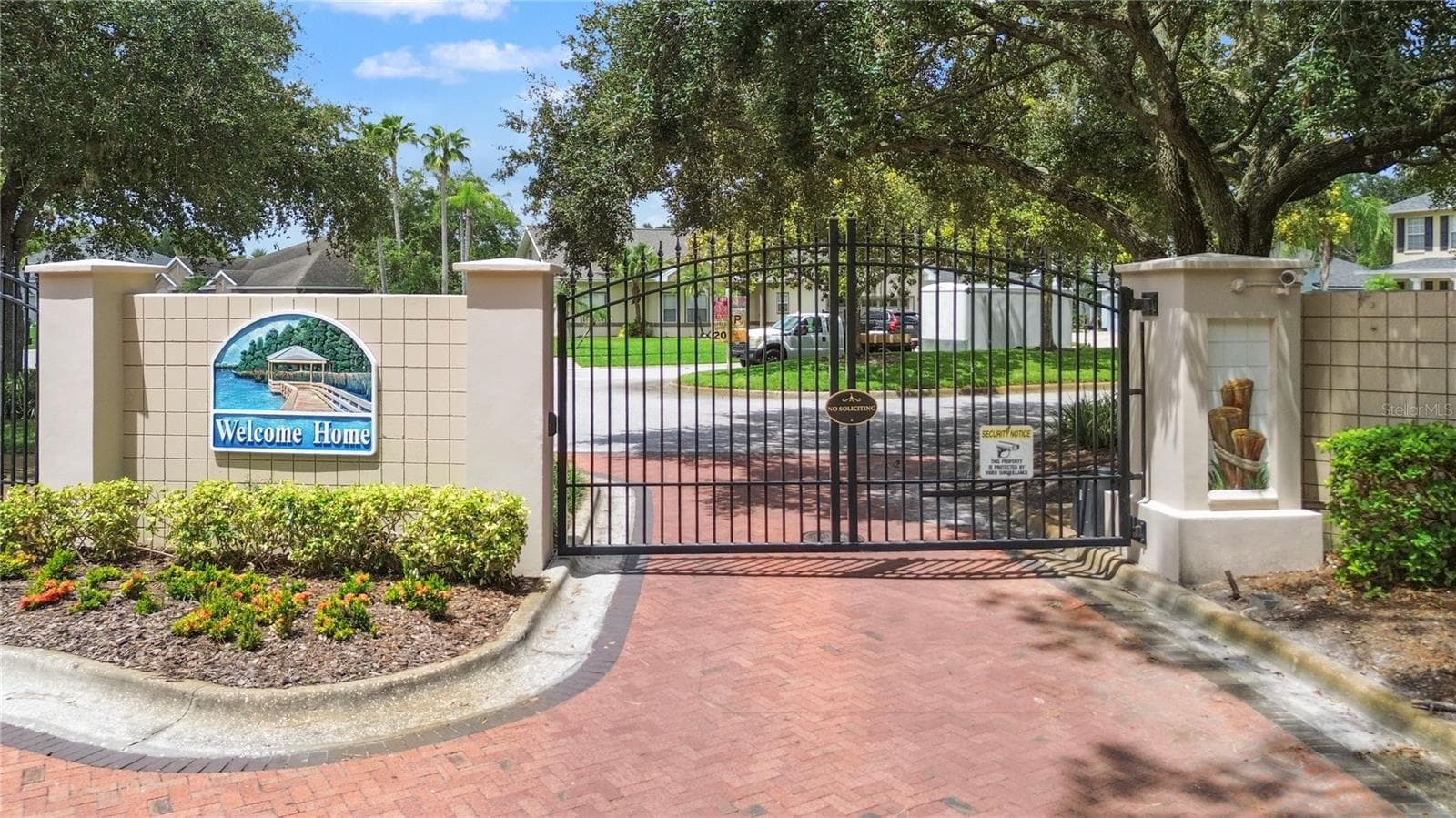 Welcome to the gated community - 5824 FISH CROW PL, LAND O LAKES