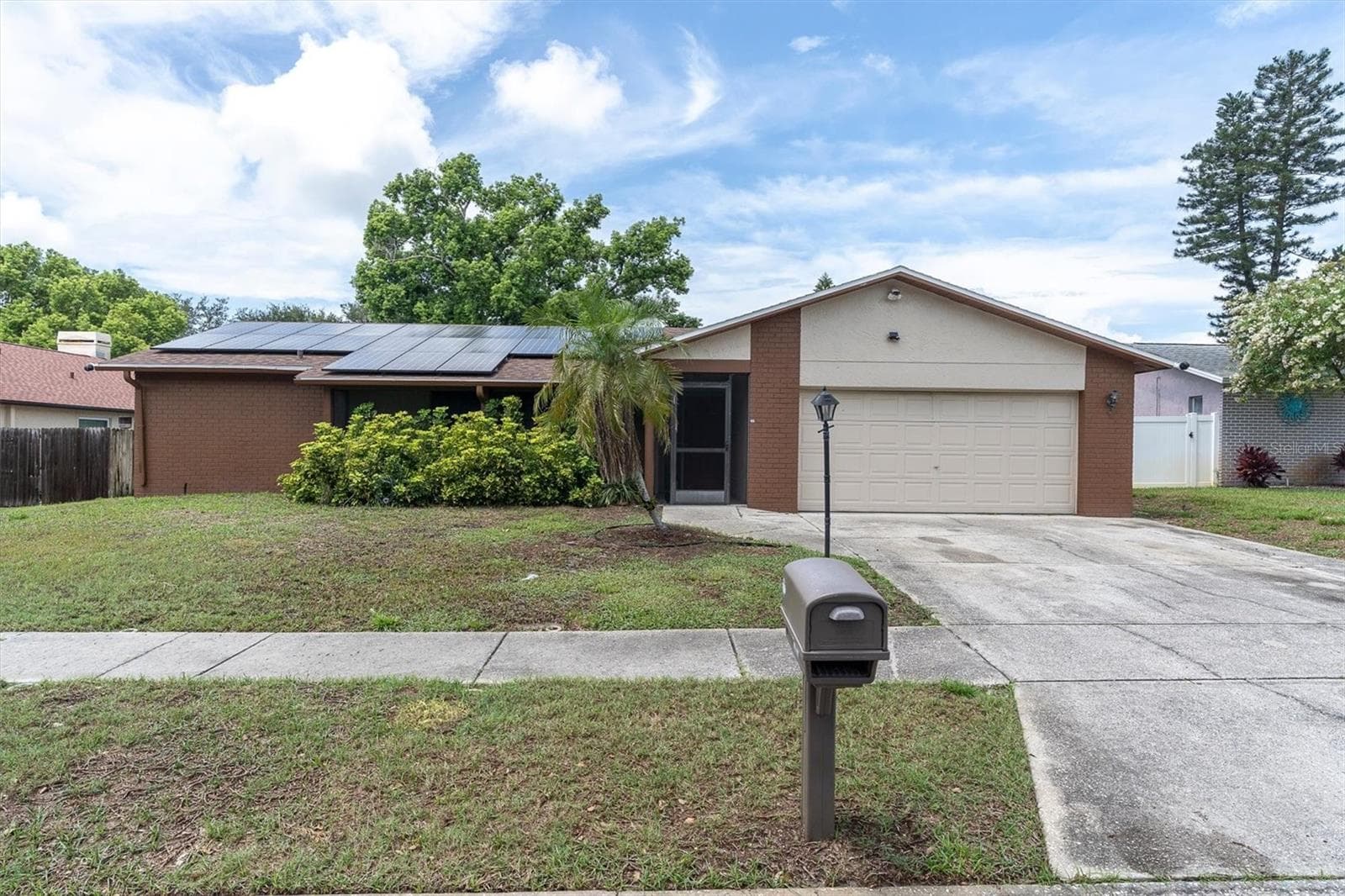 Single Family Residence at 914 HARBOR CIR, PALM HARBOR, photo 45 of 50