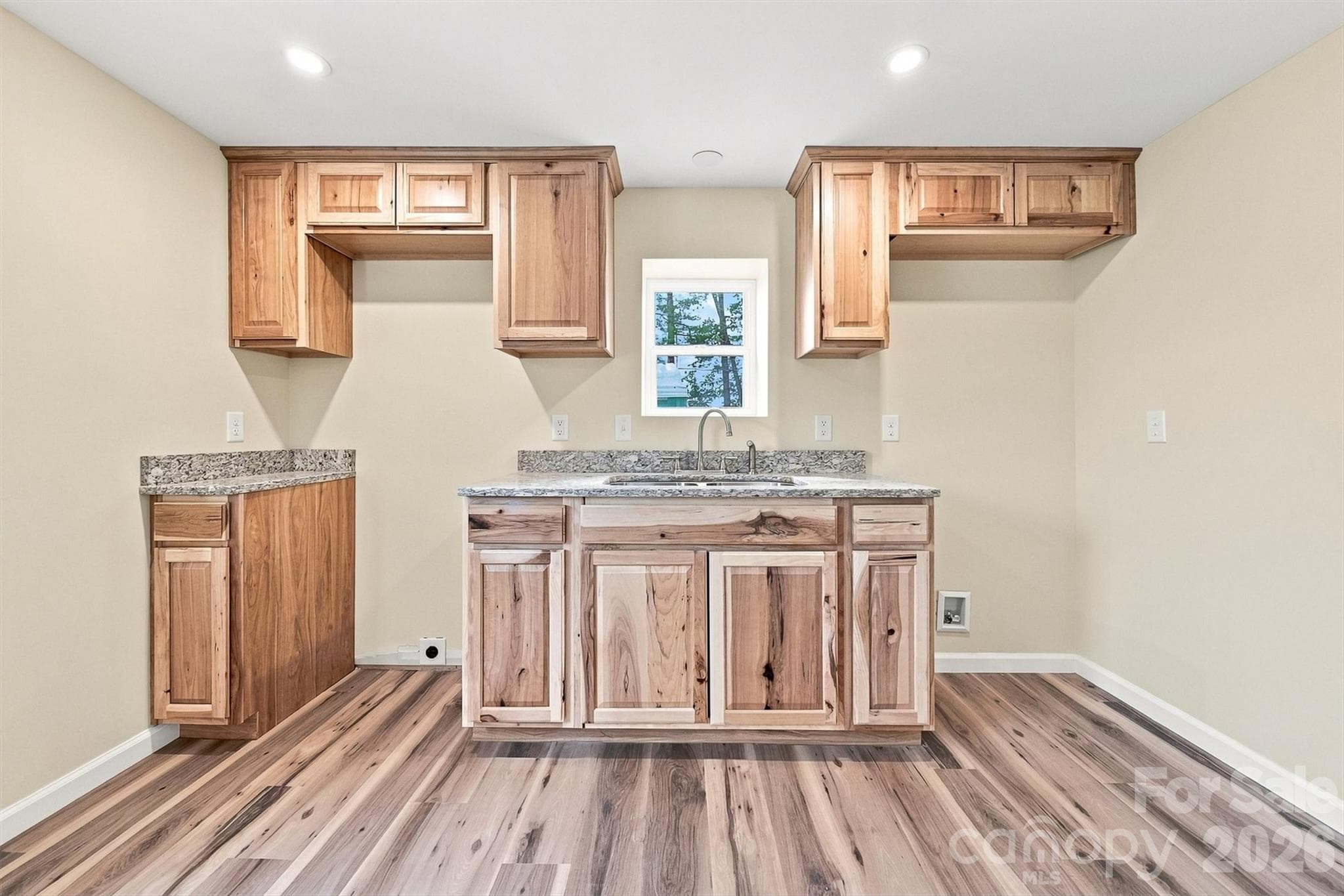 Single Family Residence at 109 Countryside Drive SE, Lenoir, photo 3 of 21