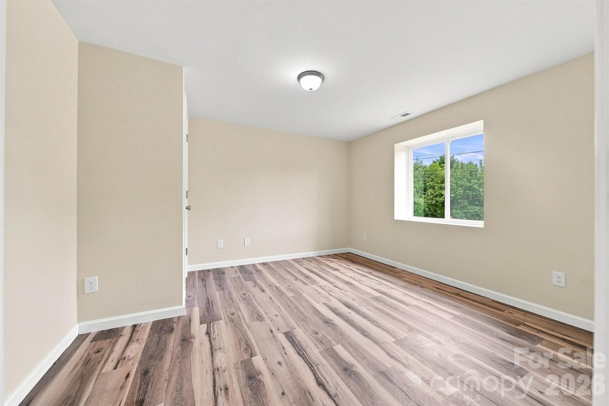 Single Family Residence at 109 Countryside Drive SE, Lenoir, photo 7 of 21