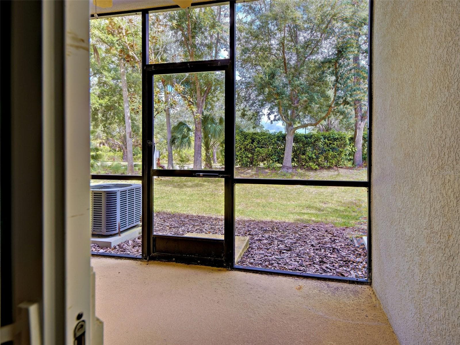 Townhouse at 13050 TIGERS EYE DR, VENICE, photo 19 of 48