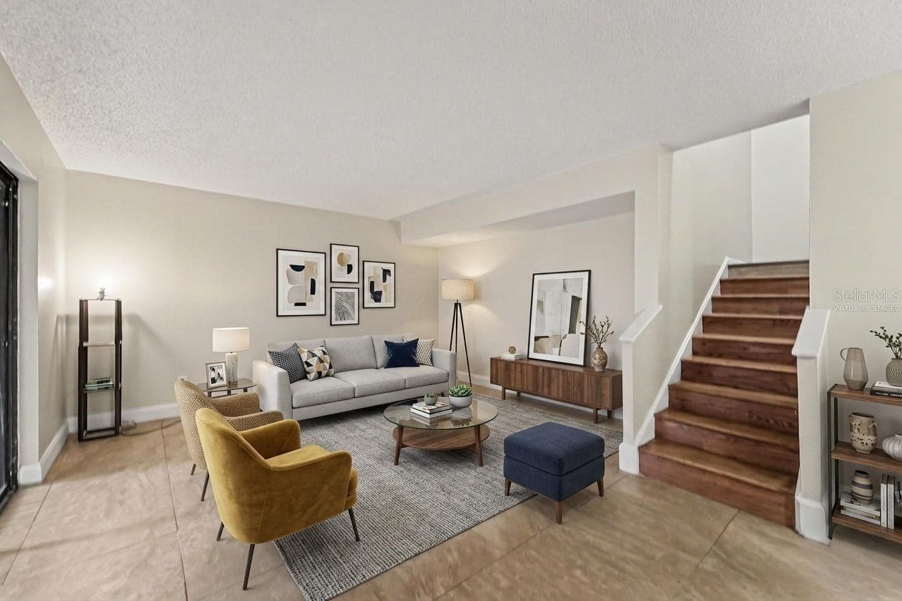 Virtually Staged - 12310 TOUCHTON DR #43, TAMPA