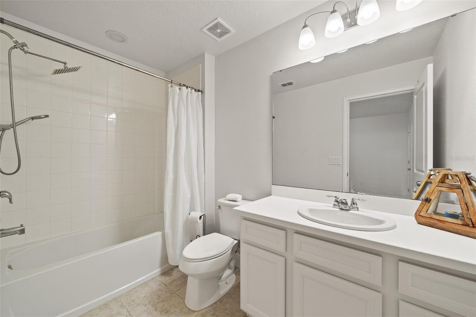 Townhouse at 11530 CAMBIUM CROWN DR, RIVERVIEW, photo 32 of 42