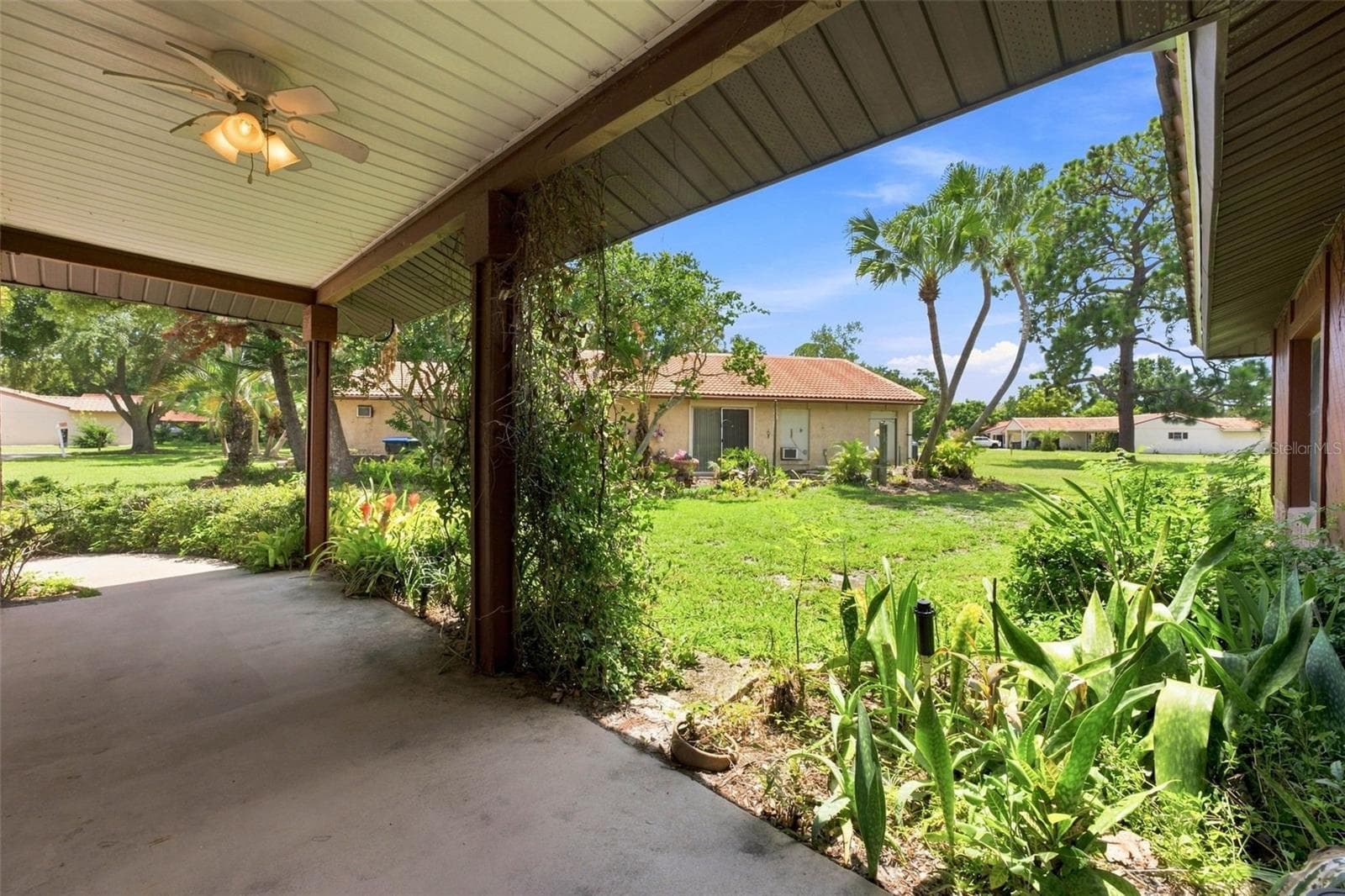 Single Family Residence at 5257 WILDFLOWER RD, ORLANDO, photo 10 of 65