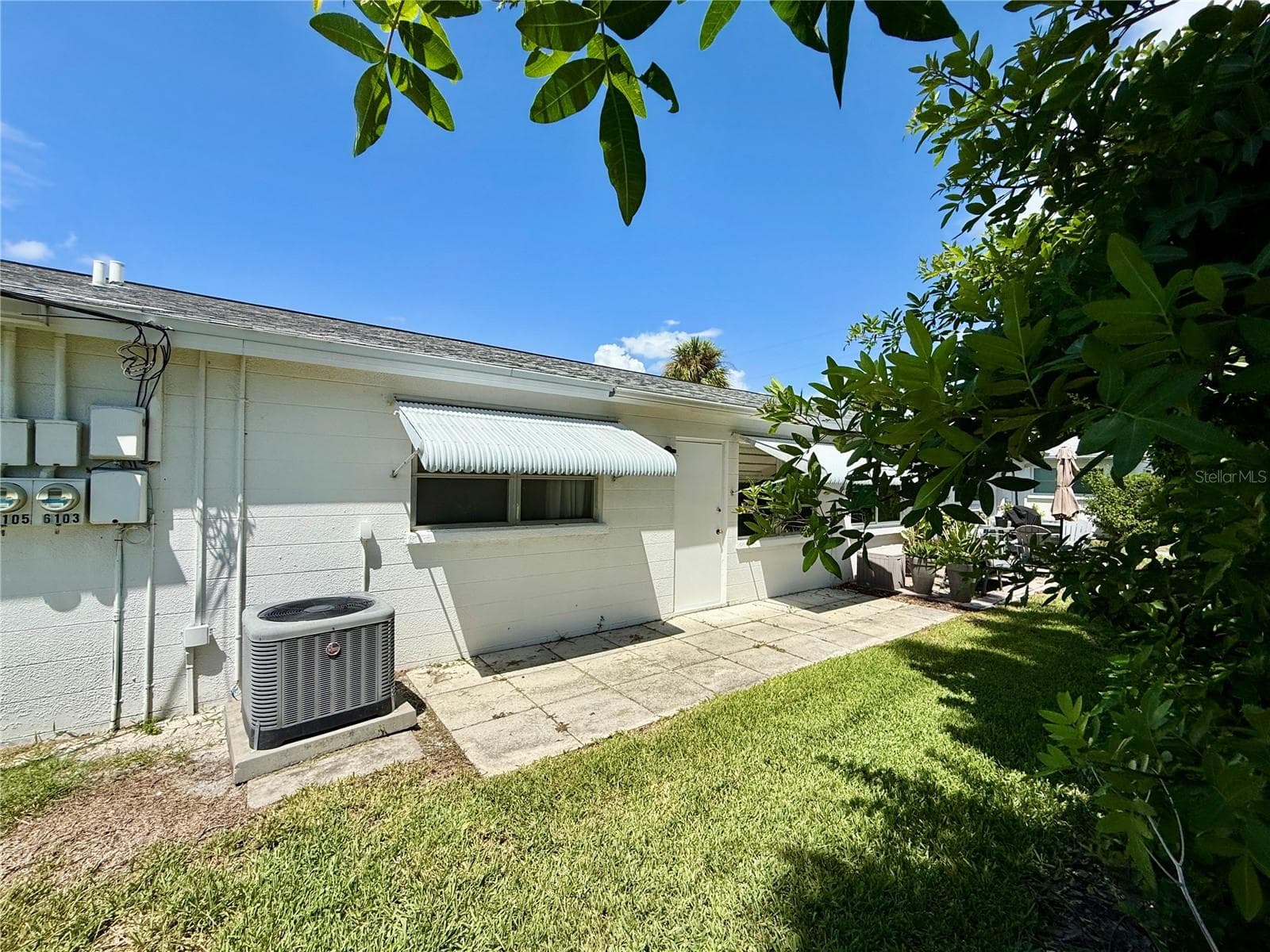 Villa at 6105 CORAL WAY, BRADENTON, photo 7 of 22