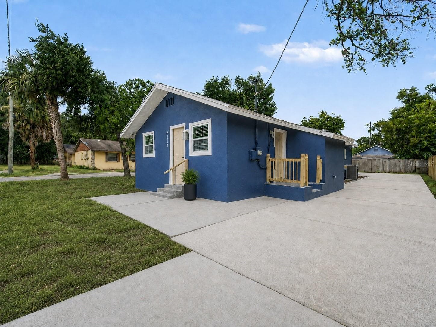 Single Family Residence at 8117 N KLONDYKE ST, TAMPA, photo 19 of 42