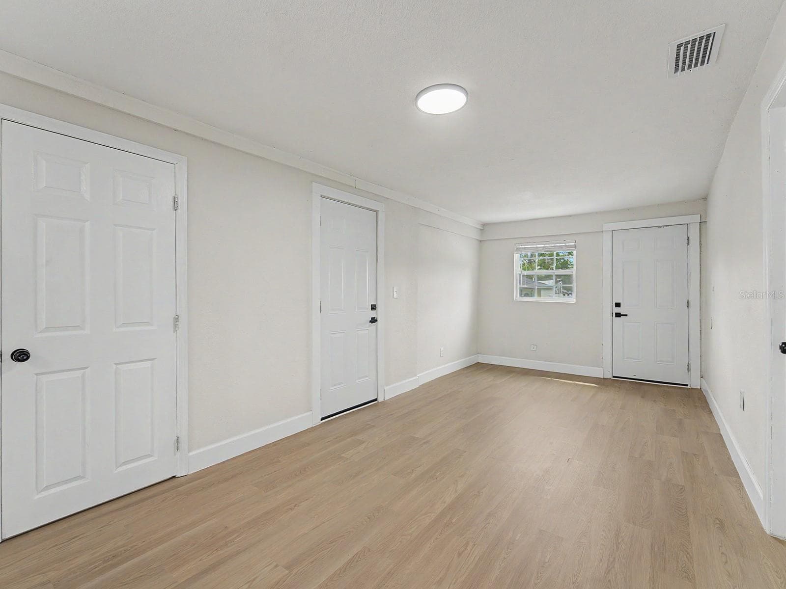 Single Family Residence at 8117 N KLONDYKE ST, TAMPA, photo 28 of 42