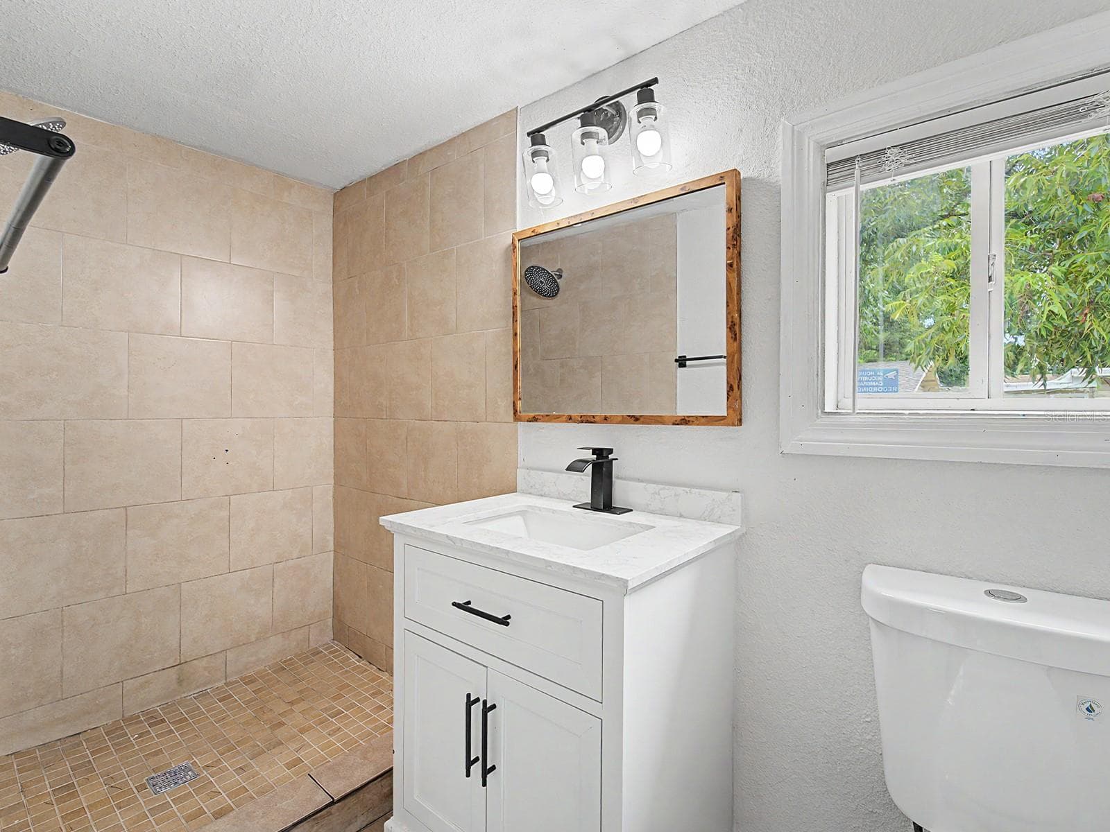 Single Family Residence at 8117 N KLONDYKE ST, TAMPA, photo 34 of 42