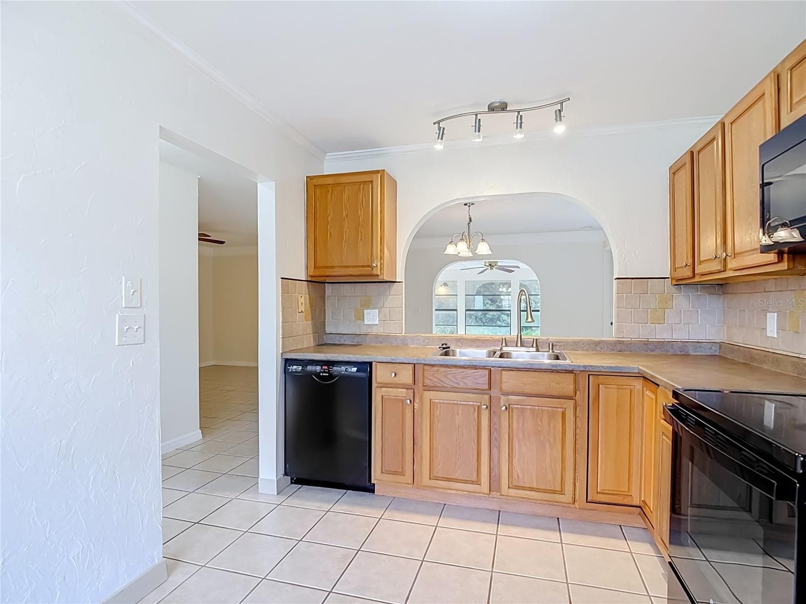 Single Family Residence at 11510 PAMPAS DR, NEW PORT RICHEY, photo 10 of 52