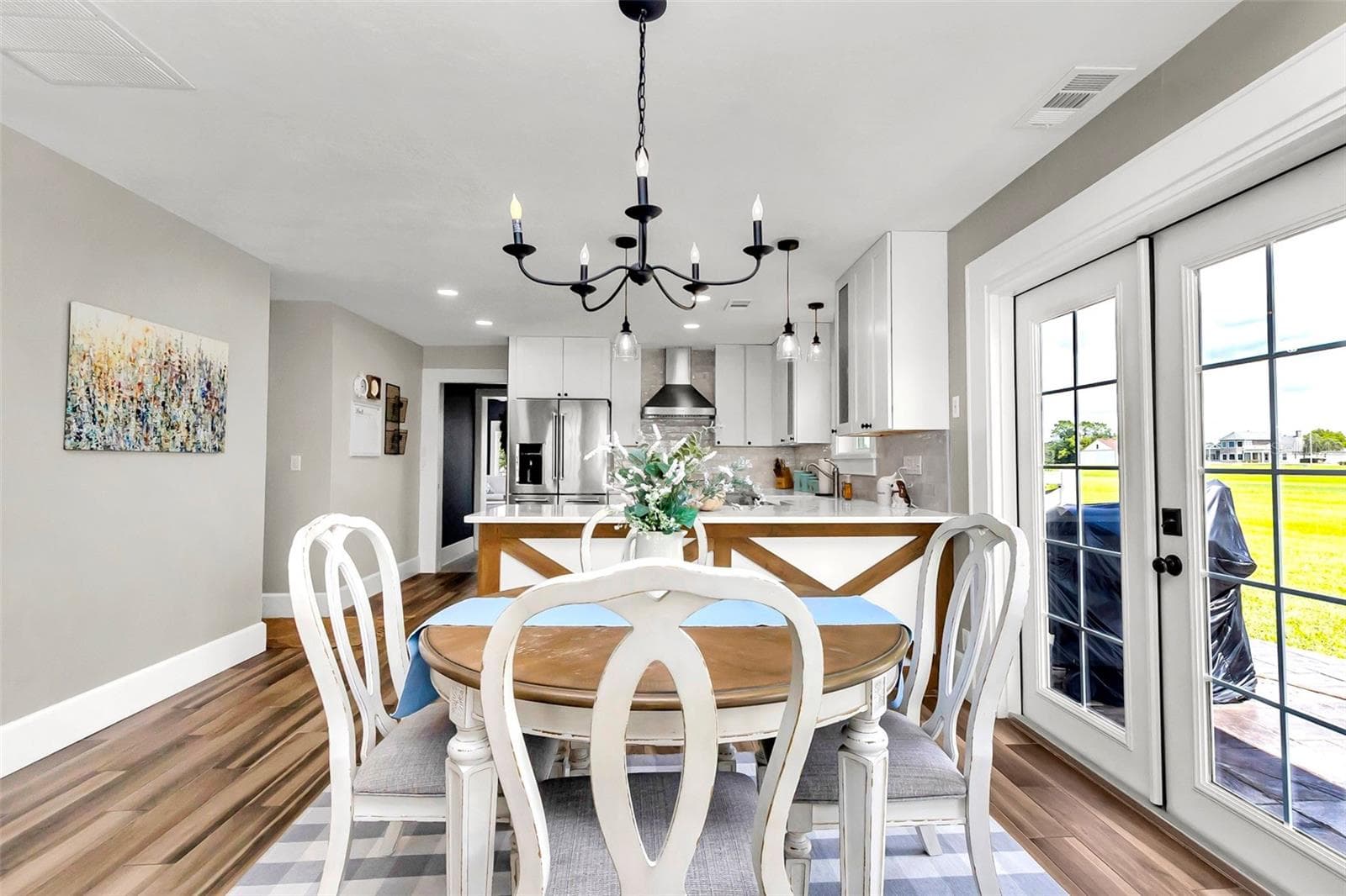 Dining area - 8727 SE 72ND AVE, OCALA