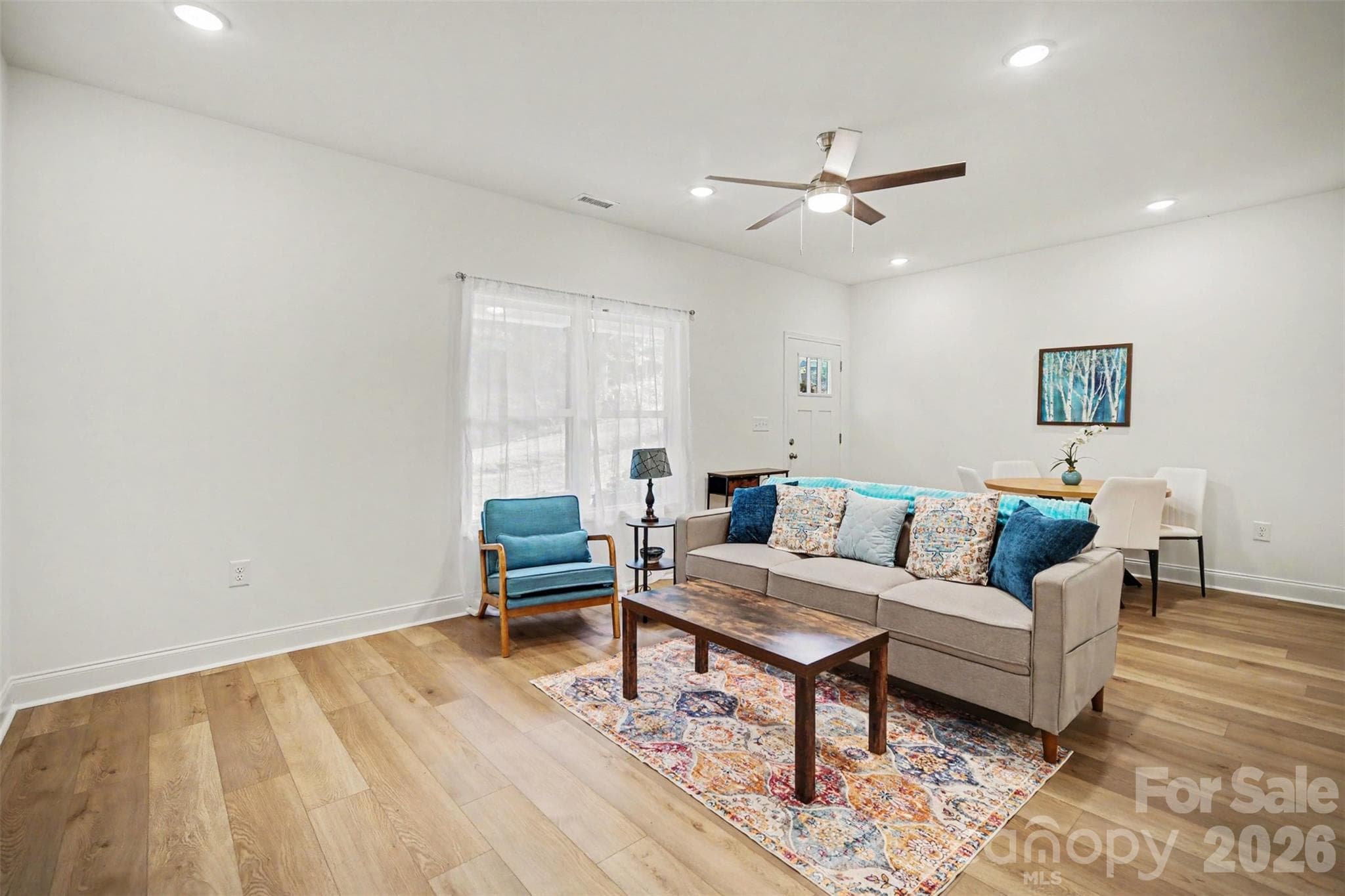 Single Family Residence at 3299 Old Seine Road, Smyrna, photo 4 of 27