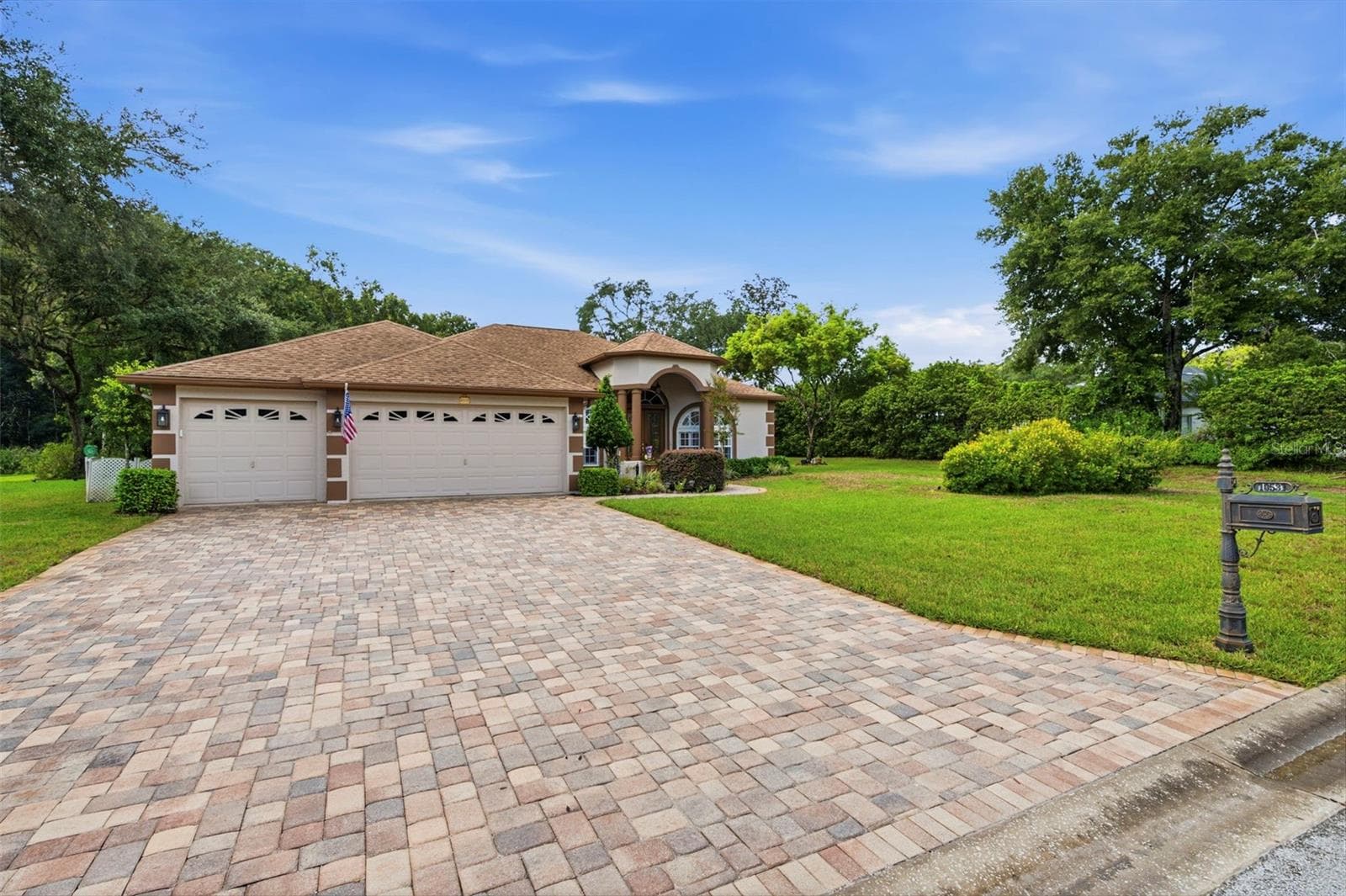 Single Family Residence at 10531 MIRACLE LN, NEW PORT RICHEY, photo 5 of 70