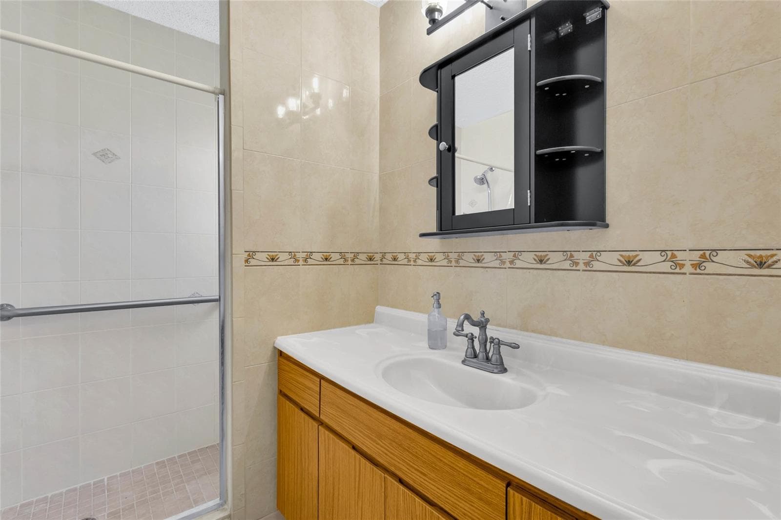 Primary bathroom - 2805 LAKE TOHOPEKALIGA BLVD, KISSIMMEE