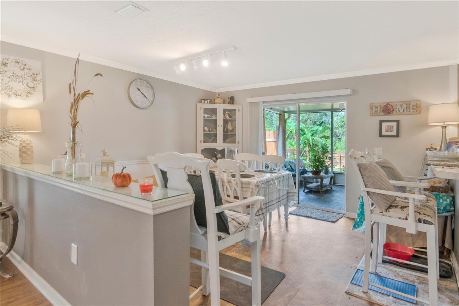 dinning room - 19604 TIMBERBLUFF DR, LAND O LAKES