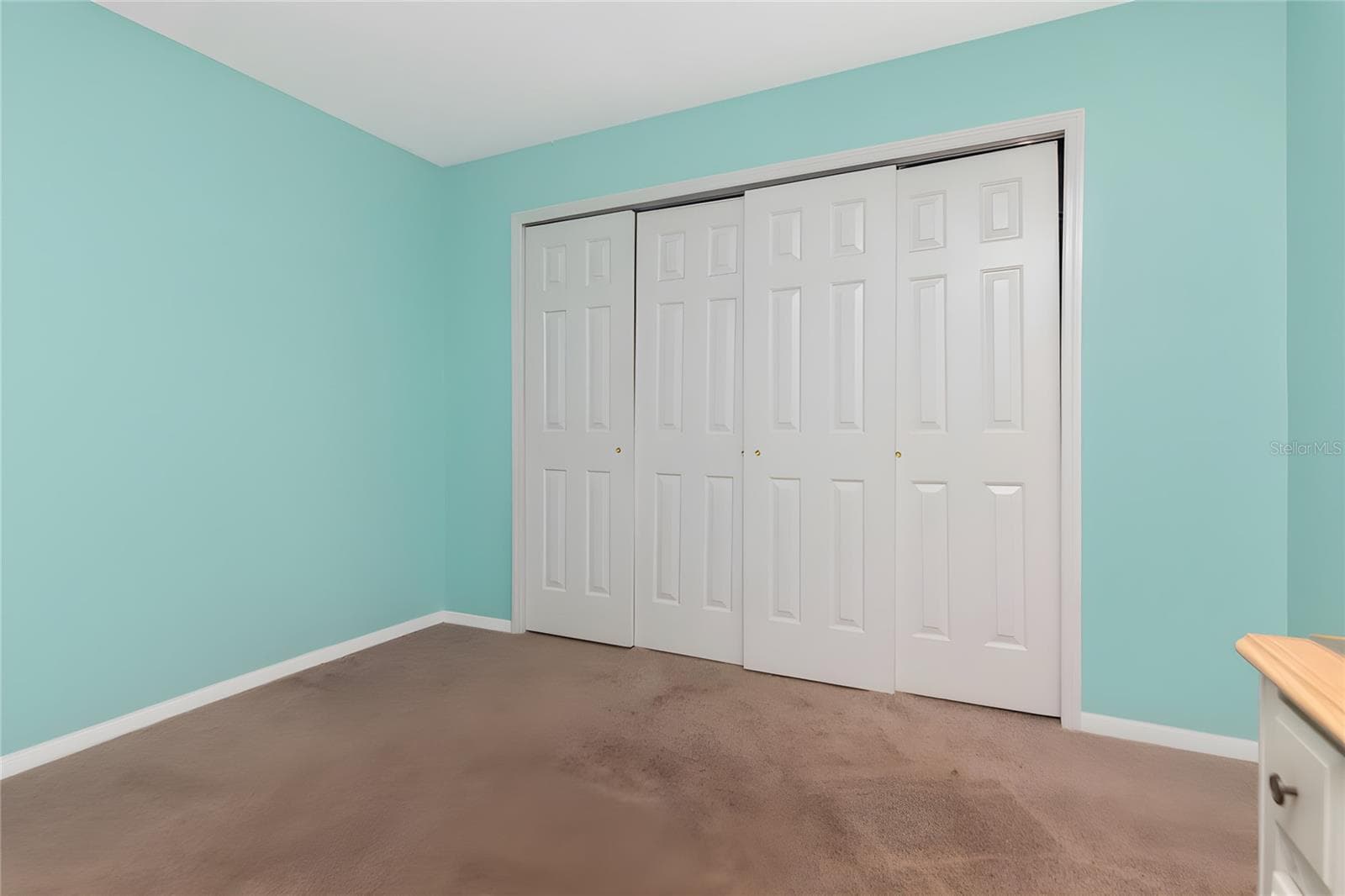 Ai edited without furniture - 19604 TIMBERBLUFF DR, LAND O LAKES
