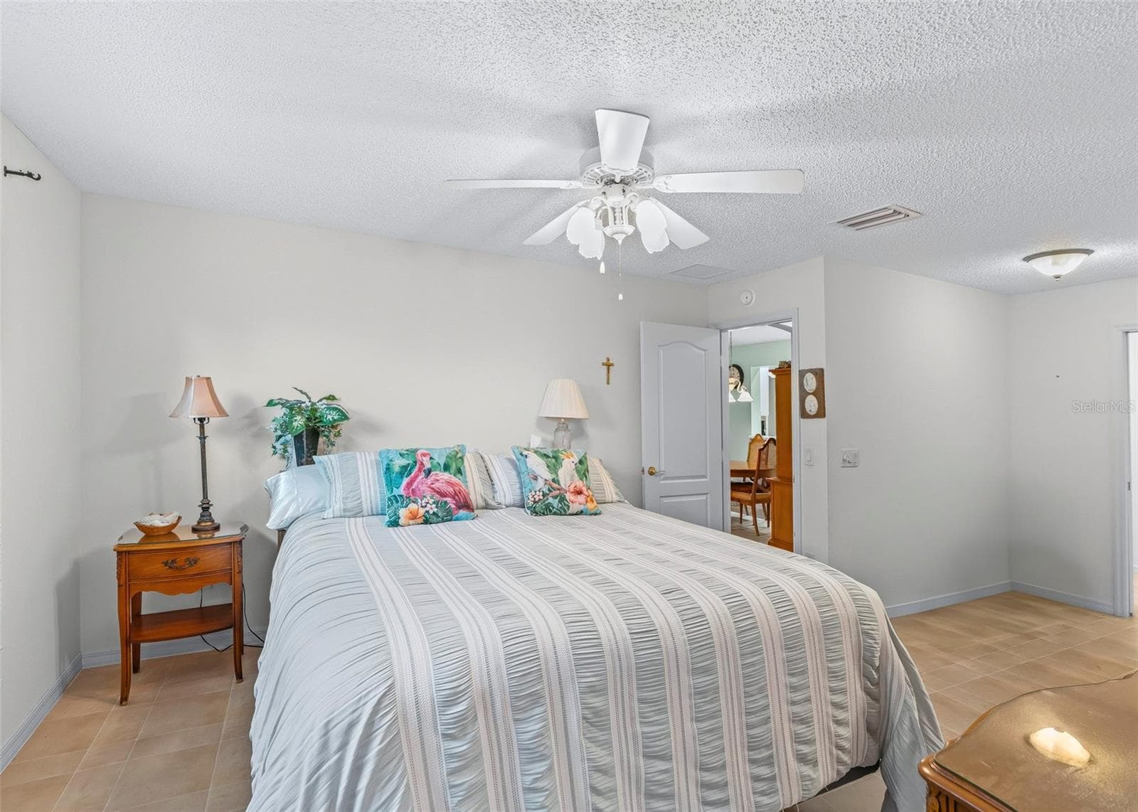 primary bedroom - 8368 SE 176TH LAWSON LOOP, THE VILLAGES