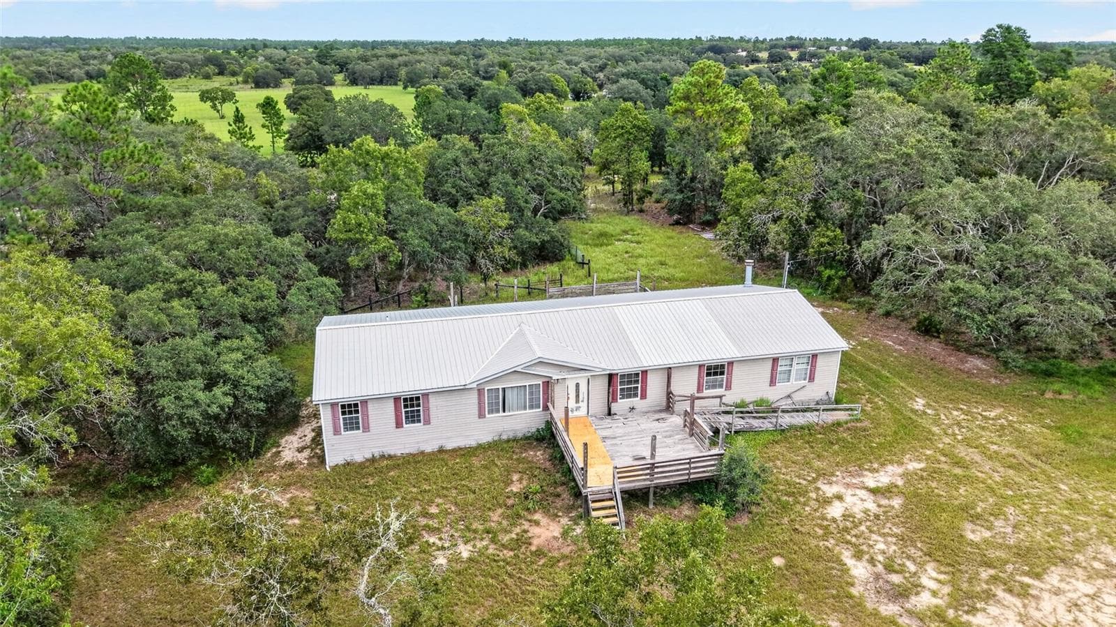 Manufactured Home at 13291 SE 101ST PL, DUNNELLON, photo 12 of 71