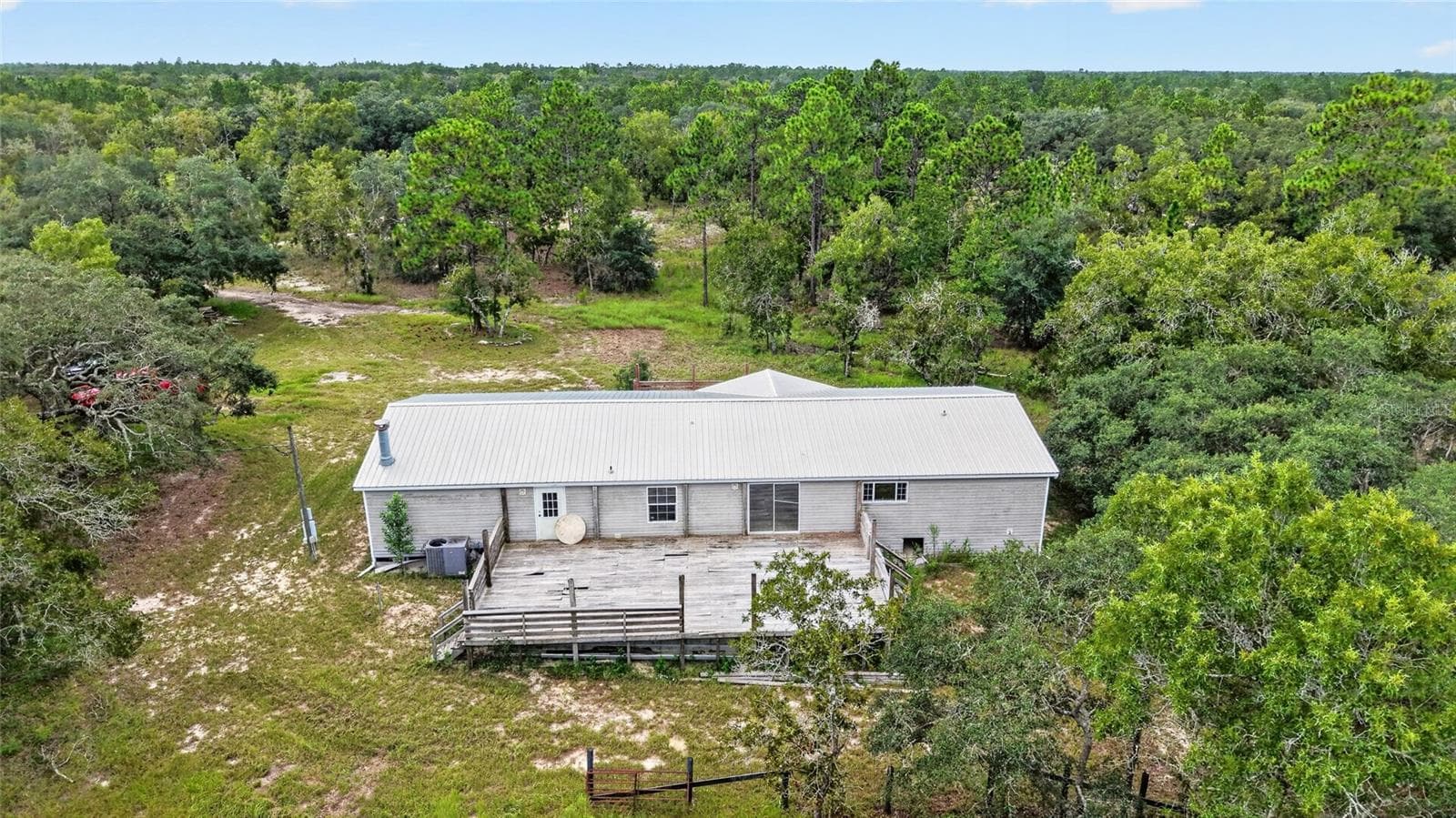 Manufactured Home at 13291 SE 101ST PL, DUNNELLON, photo 15 of 71