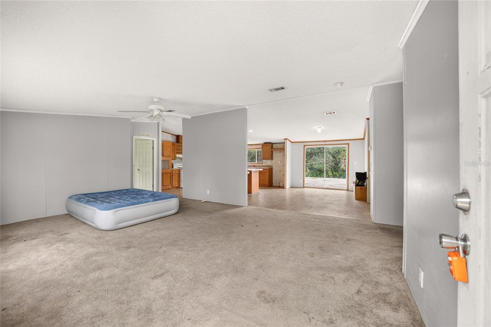 Manufactured Home at 13291 SE 101ST PL, DUNNELLON, photo 33 of 71