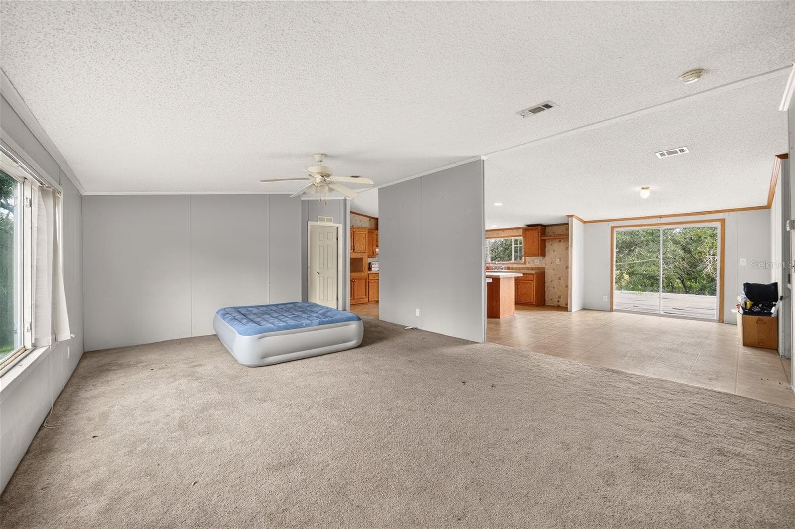 Manufactured Home at 13291 SE 101ST PL, DUNNELLON, photo 34 of 71