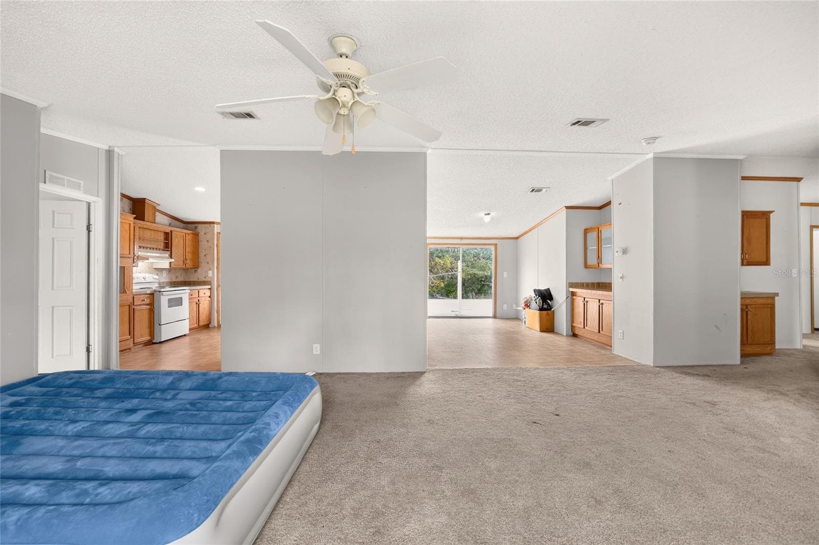 Manufactured Home at 13291 SE 101ST PL, DUNNELLON, photo 40 of 71