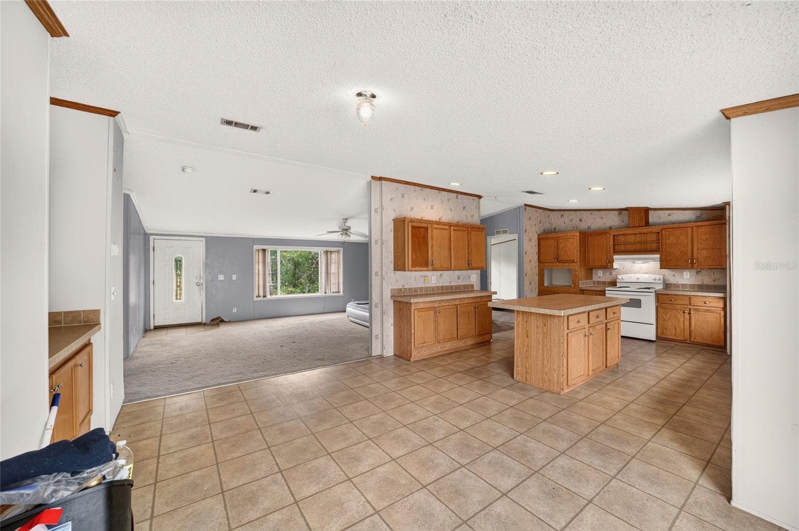 Manufactured Home at 13291 SE 101ST PL, DUNNELLON, photo 43 of 71