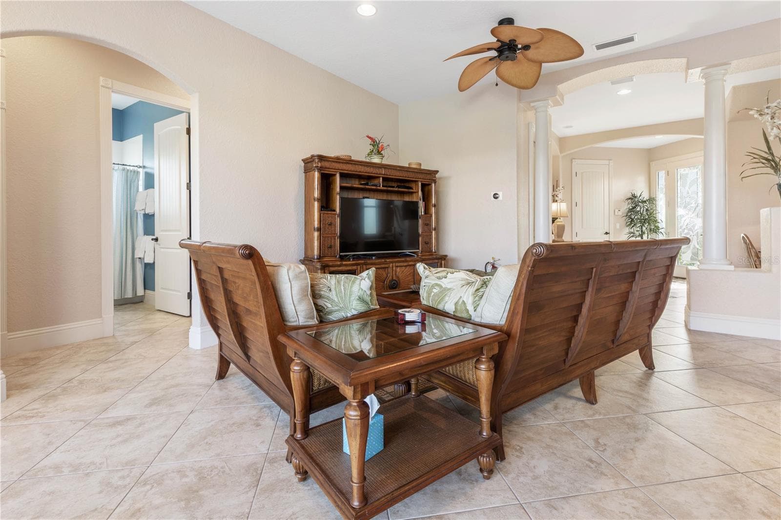 Tommy Bahama inspired family room - 12 CINNAMON BEACH WAY, PALM COAST