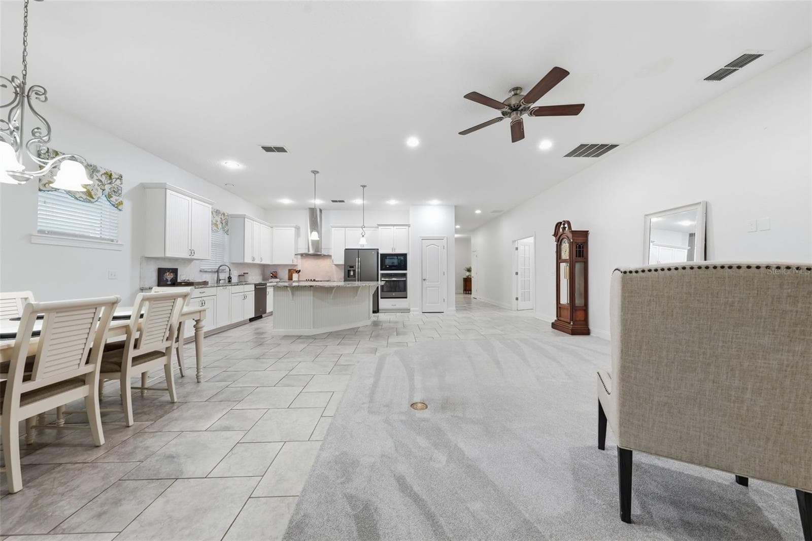 Single Family Residence at 16716 ABBEY HILL CT, CLERMONT, photo 14 of 91