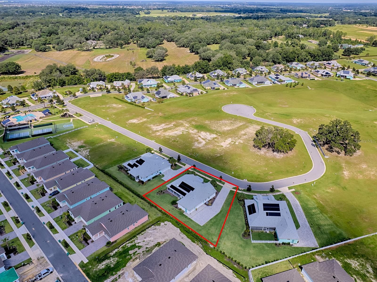 Single Family Residence at 1148 BAHIA HONDA KEY DR, LADY LAKE, photo 37 of 42