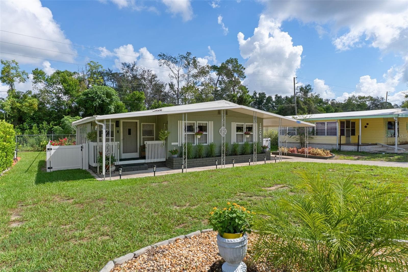 Mobile Home at 12041 FAIRWAY AVE, BROOKSVILLE, photo 3 of 42
