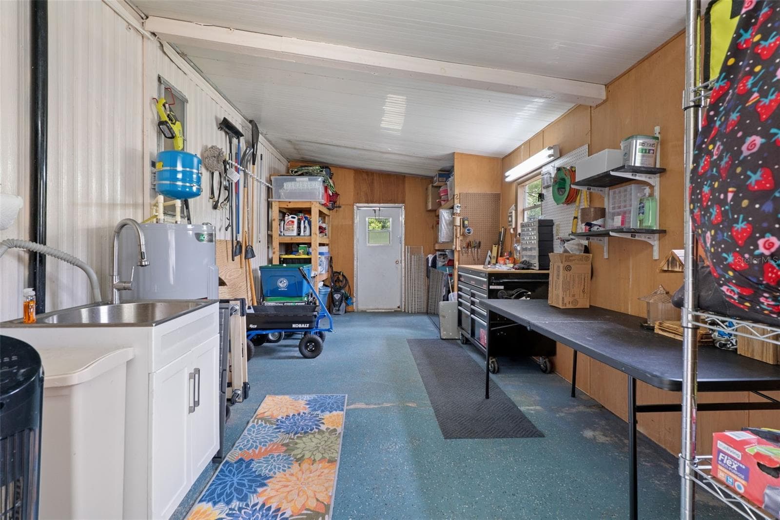 Oversized shed - 12041 FAIRWAY AVE, BROOKSVILLE
