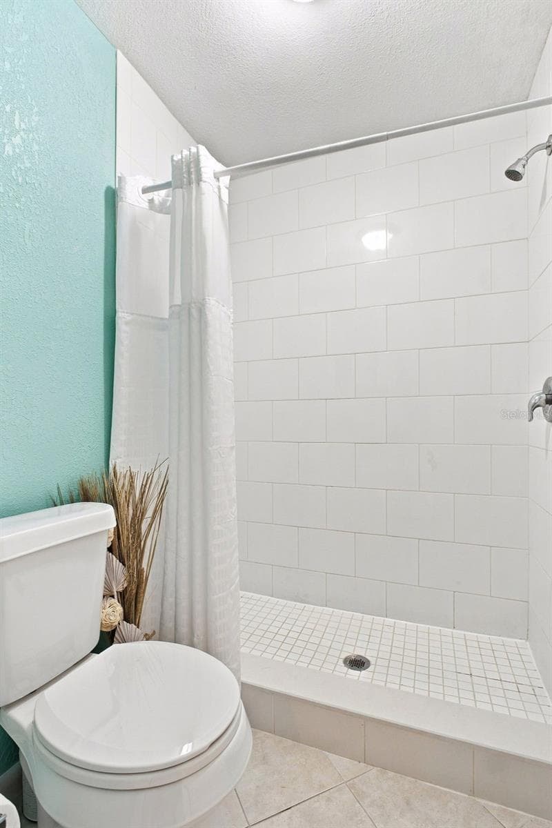 Primary Water Closet/Shower - 455 ALT 19 S #17, PALM HARBOR