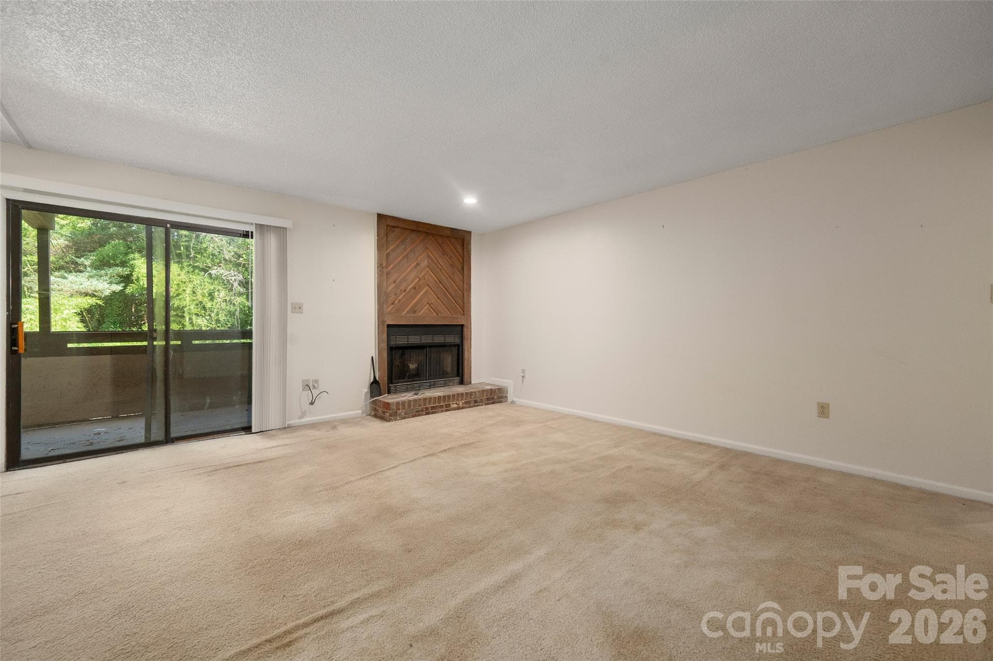 Condominium at 7203 Winery Lane, Charlotte, photo 4 of 38