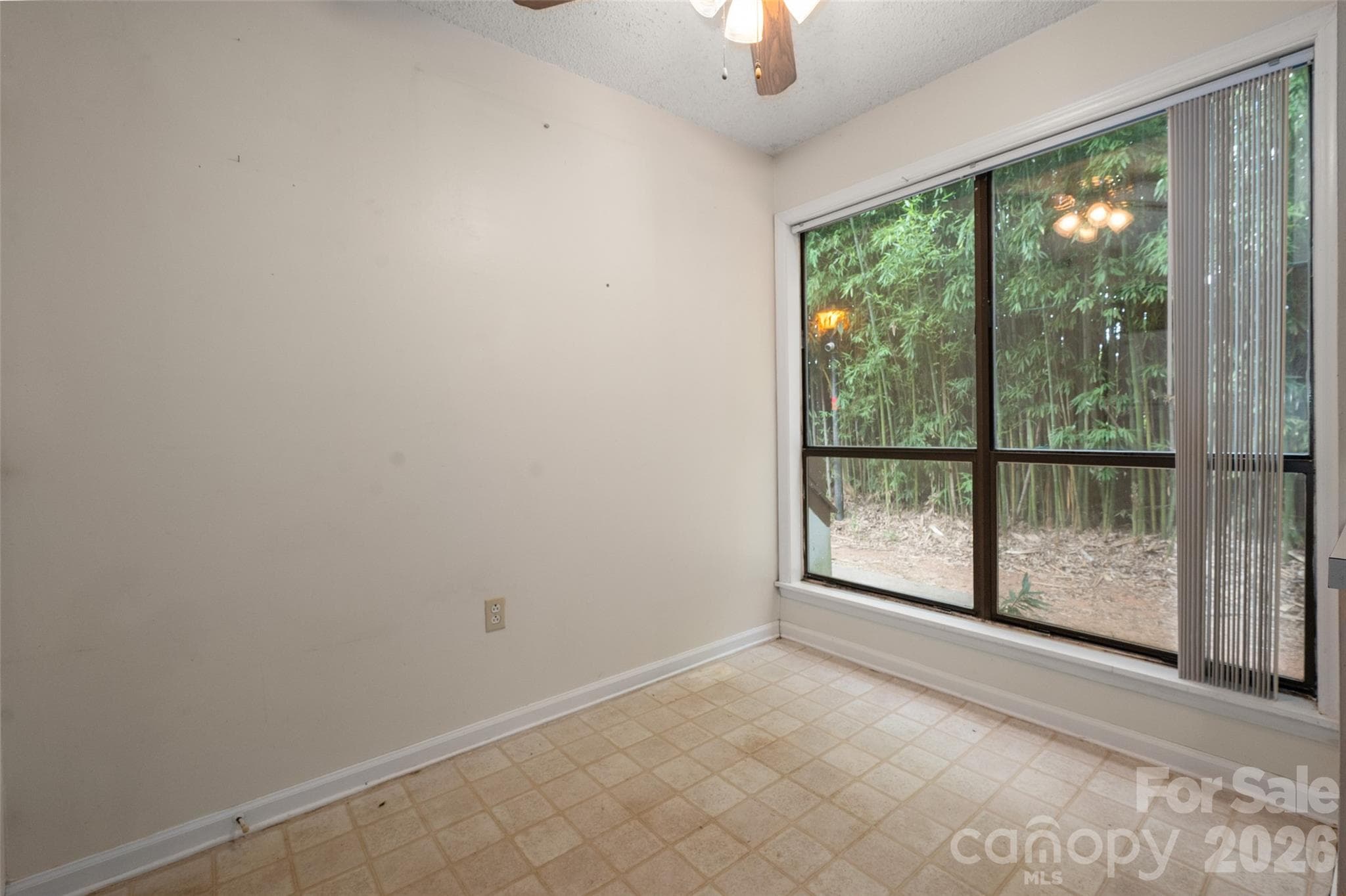 Condominium at 7203 Winery Lane, Charlotte, photo 14 of 38