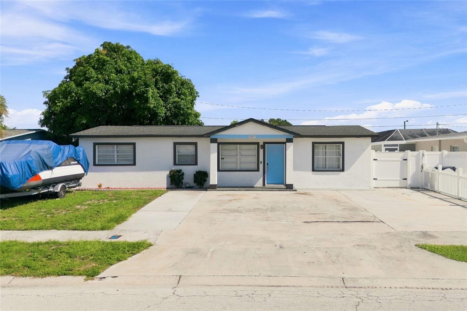 7805 WINSTON LN